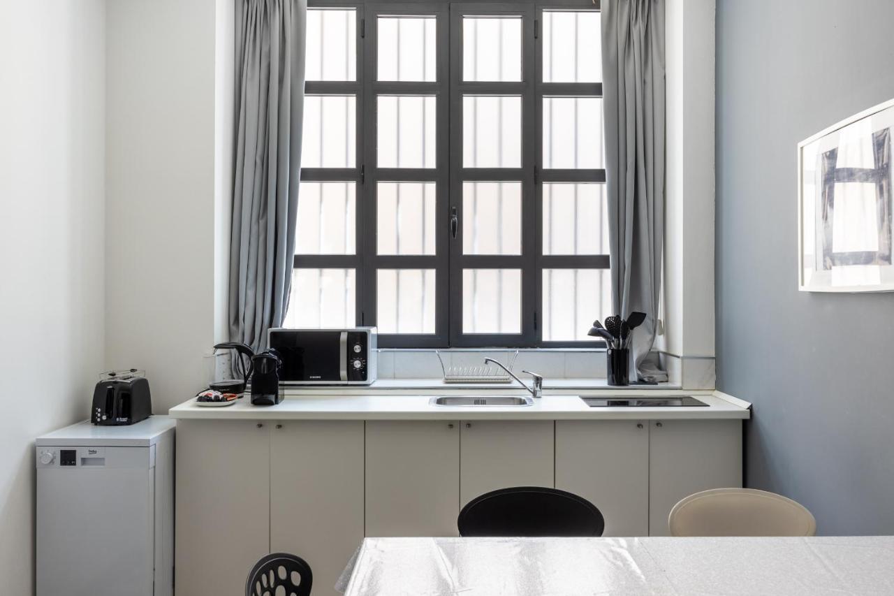 Armani House - Center Appartement *